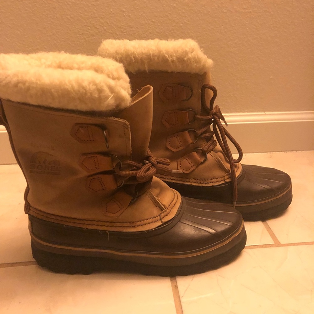 Woman’s 8 Sorel winter/snow boots